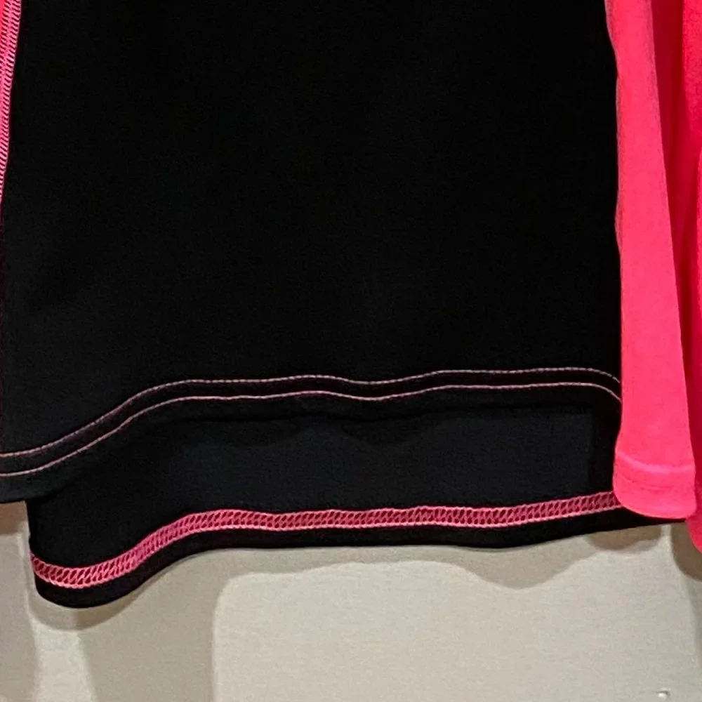 Danskin active top black and pink long sleeve